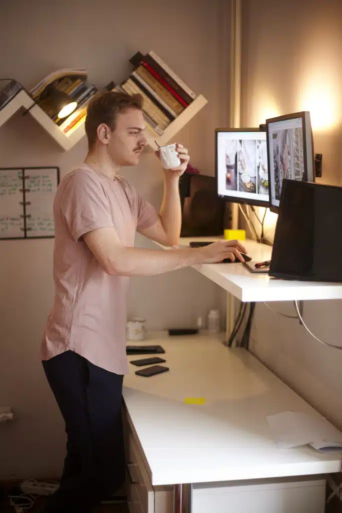 Floating Shelf to Support Monitor