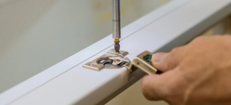 How to Install a Concealed Hinge How to Install a Concealed Hinge