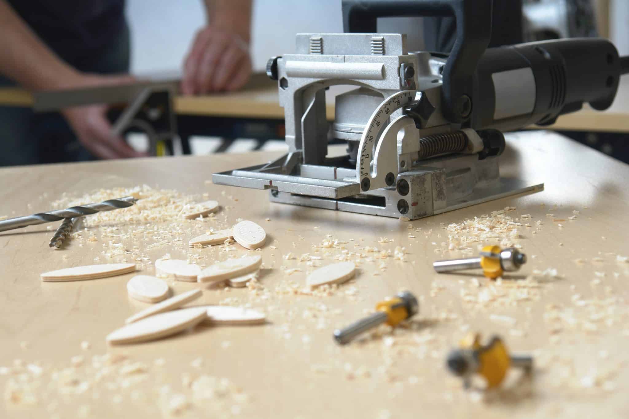 Biscuits vs Dowels When to Use Each One?