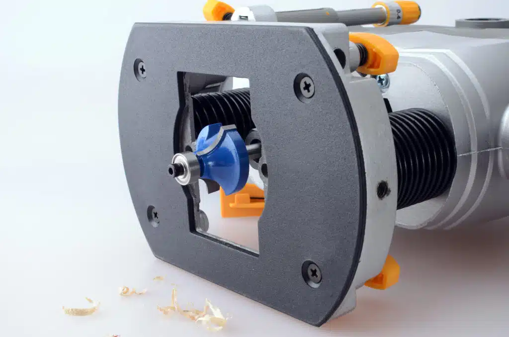 Plunge Router With Router Bit