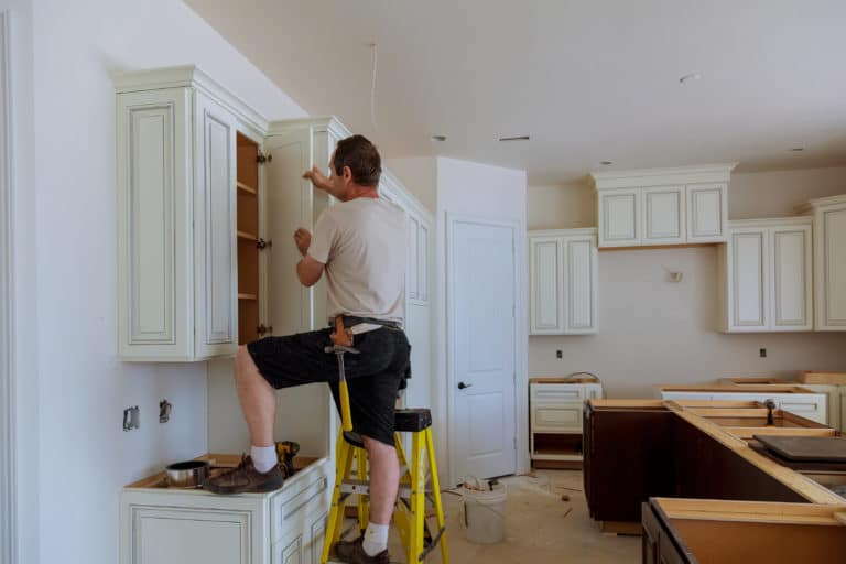 How To Hang Upper Cabinets By Yourself How to Hang Upper Cabinets By Yourself (2024 Guide)