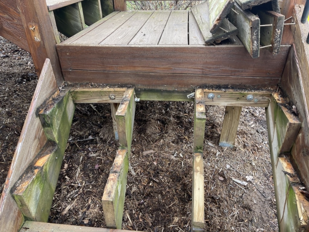 How to Replace Deck Boards